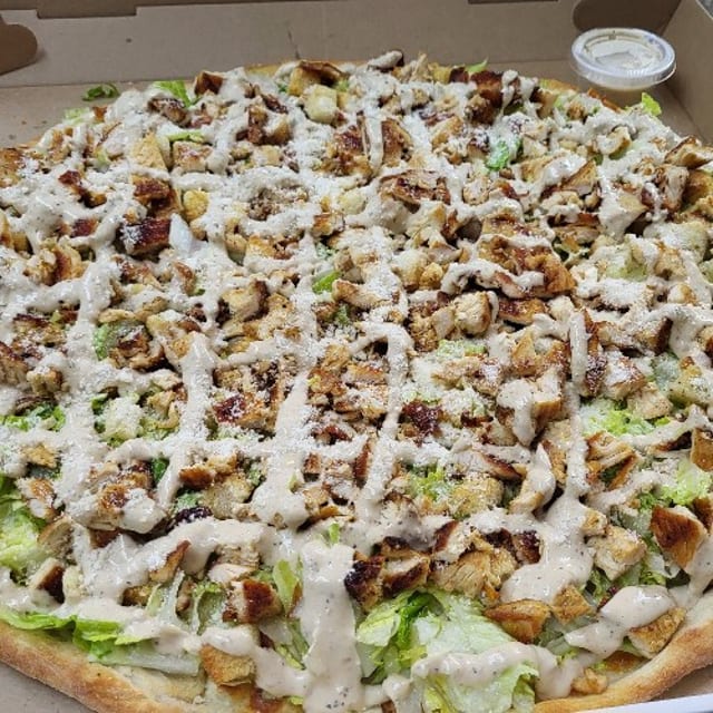 16" Medium Chicken Caesar Pizza.
