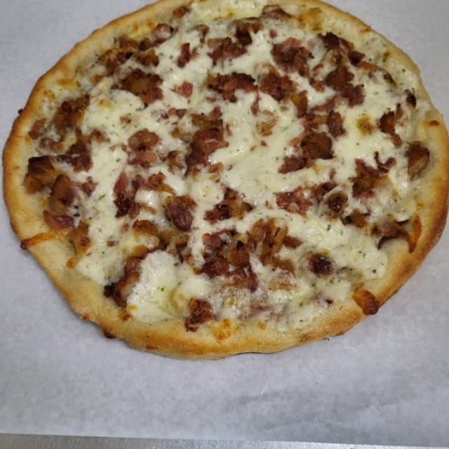 Chicken, Bacon and Ranch Pizza (18" Large Pizza).