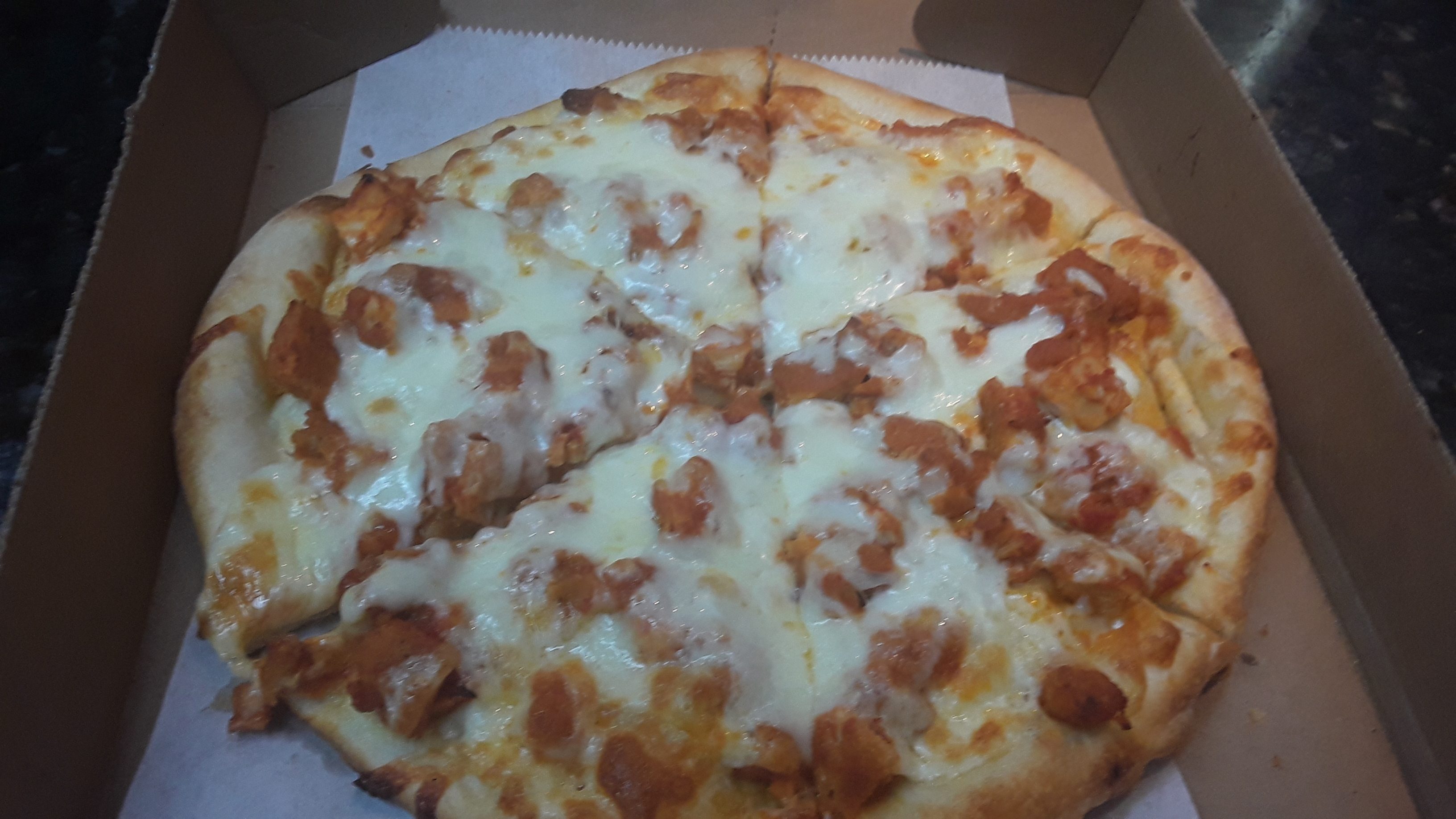 Buffalo Chicken Pizza (10" Personal Pizza).